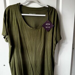 Ava & Viv Olive Scoop Neck Short Sleeve Tee